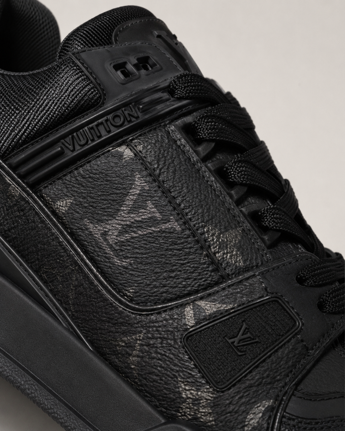 LOUIS VUITTON LV TRAINER SNEAKER GRAPHITE