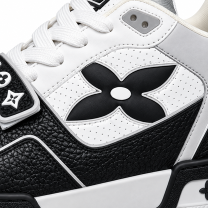 LOUIS VUITTON BLACk & WHITE MONOGRAM FLOWER